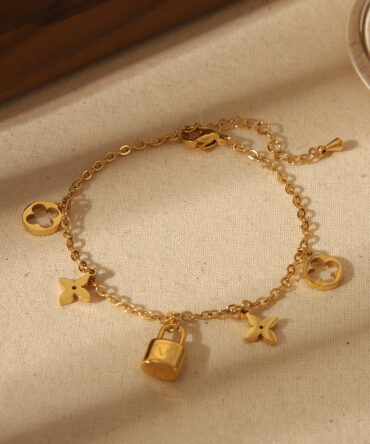 Slotjes Armband