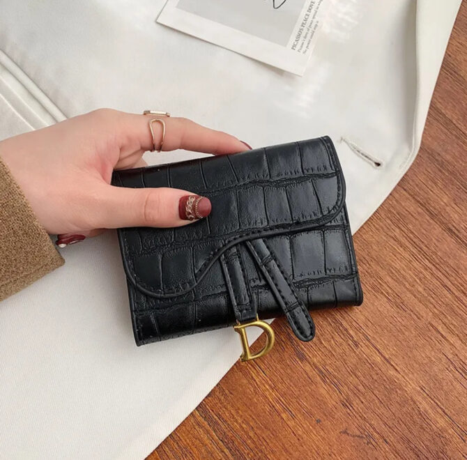 Mini D-wallet black