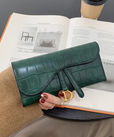 Large D-wallet groen