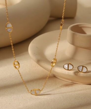 CD Golden Ketting met Parel