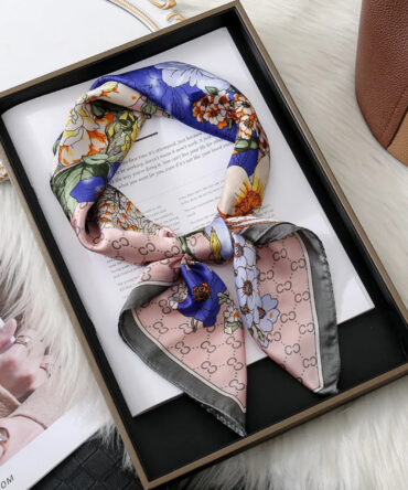 Floral Chic Zijde Sjaaltje GG